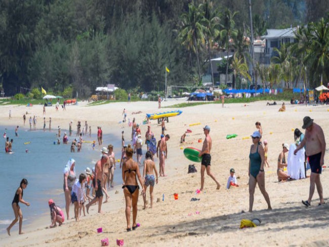 A TAILNDIA PLANEJA RECEBER DE VOLTA OS TURISTAS INTERNACIONAIS EM OUTUBRO