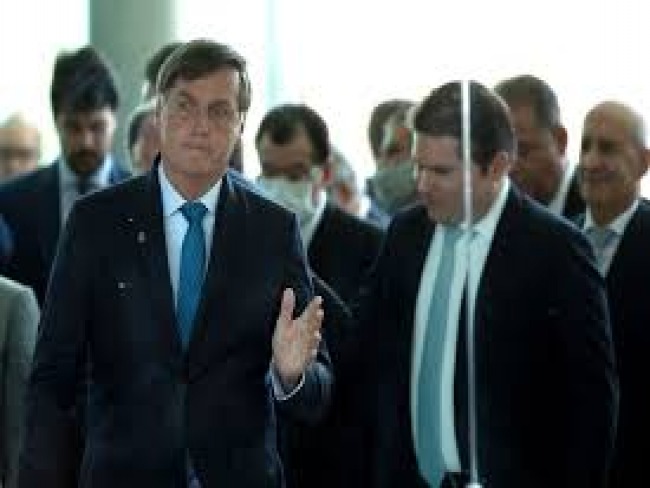 PLANO DE BOLSONARO PARA NOVO BOLSA FAMLIA TENTA, OUTRA VEZ, USAR FUNDEB E DESAGRADA AT AO MERCADO