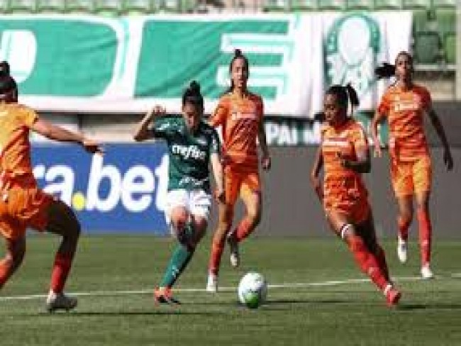 INTER DERRUBA SRIE INVICTA DO PALMEIRAS PELO BRASILEIRO FEMININO