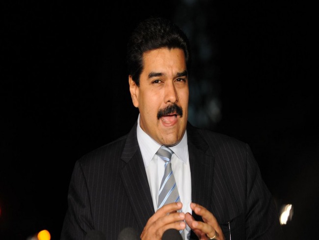 MADURO CITA PAPA E PEDE QUE CONGRESSO AVALIE CASAMENTO HOMOAFETIVO