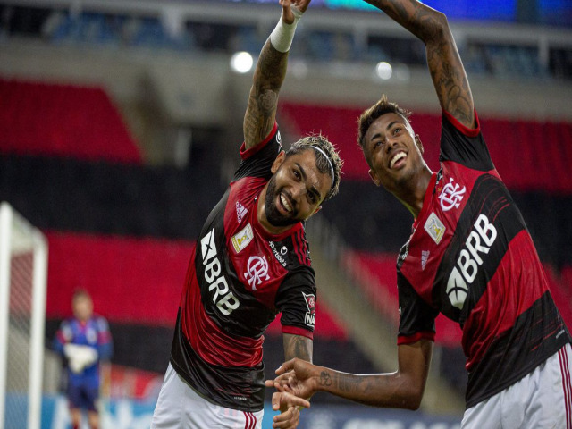 FLAMENGO E RACING FAZEM PRIMEIRO DUELO DAS OITAVAS DA LIBERTADORES