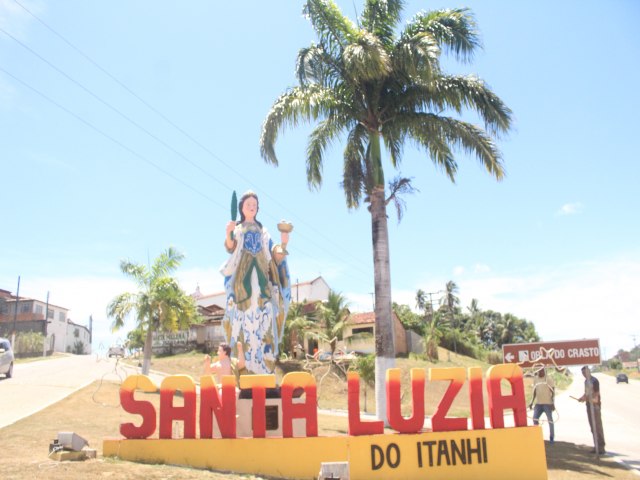 FESTA DE SANTA LUZIA SER ENCERRADA COM CARREATA PELAS RUAS DO MUNICPIO