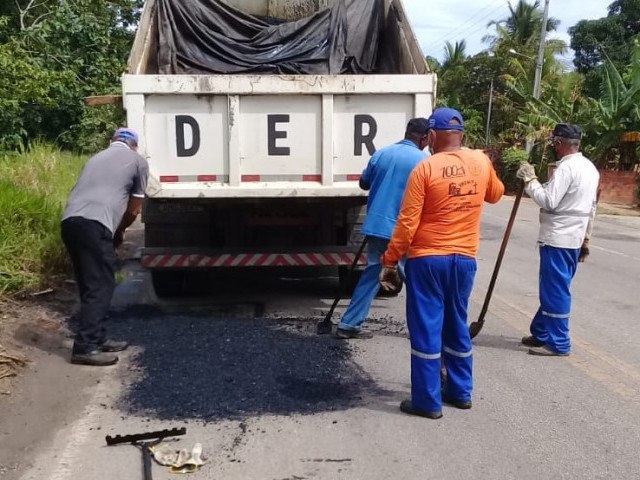 MUNICPIOS DE SEIS TERRITRIOS SERGIPANOS SO BENEFICIADOS PELA OPERAO TAPA-BURACO