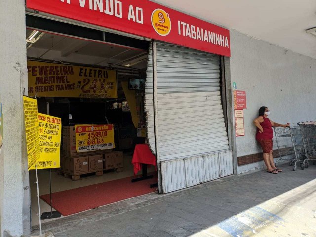 SUPERMERCADO  ARROMBADO EM ITABAIANINHA