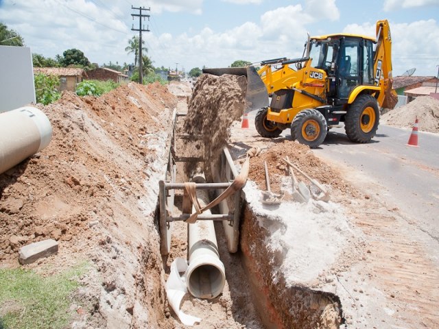 ESTNCIA: MP PEDE INTERDIO DAS OBRAS DE AMPLIAO DA ADUTORA DO PIAUITINGA