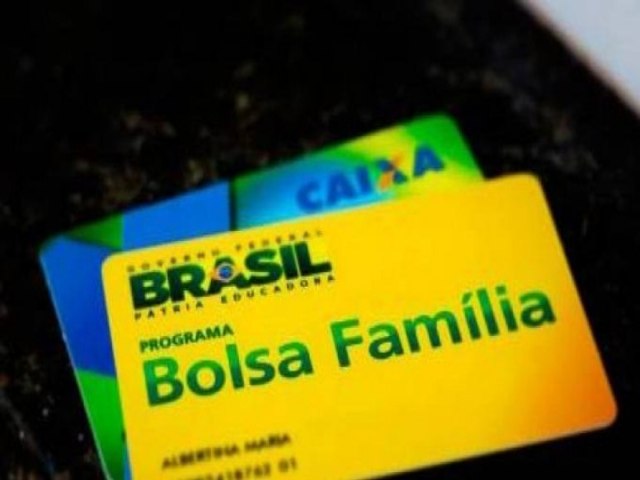 BOLSA FAMLIA DEVE FICAR ACIMA DE R$ 250