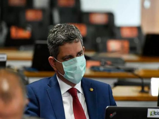 SENADOR ROGRIO CARVALHO ACUSA MINISTRO BRAGA NETTO DE ESPIONAGEM: NINGUM VAI ME INTIMIDAR