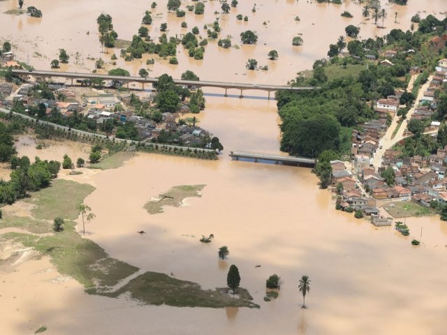 CHUVA VOLTA A CAUSAR ESTRAGOS EM MUNICPIOS DA BAHIA