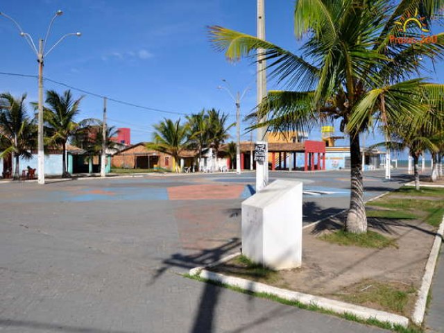 ESTNCIA: POLUIO SONORA REVOLTA VERANISTAS NA PRAIA DO ABAS