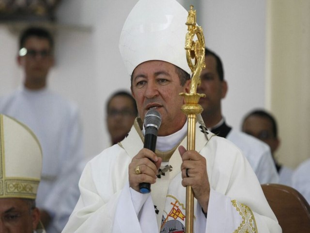 ARCEBISPO DE ARACAJU DOM JOO JOS COSTA SER RECEBIDO PELO PAPA FRANCISCO EM MAIO