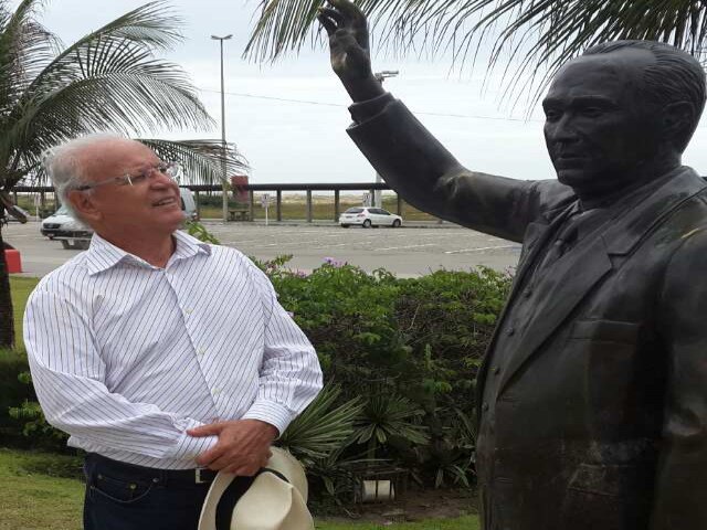 HOMENAGEM E RECONHECIMENTO AO DIA DO PEDAGOGO - 20 DE MAIO