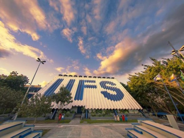 BLOQUEIO NOS ORAMENTOS DA UFS E DO IFS INVIABILIZA SEUS FUNCIONAMENTOS