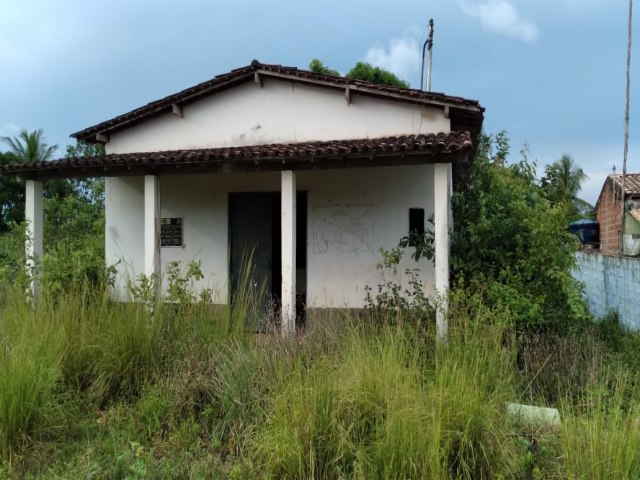 ESTNCIA: SEM APOIO DO MUNICPIO CASAS DE FARINHA ESTO FECHADAS E ABANDONADAS