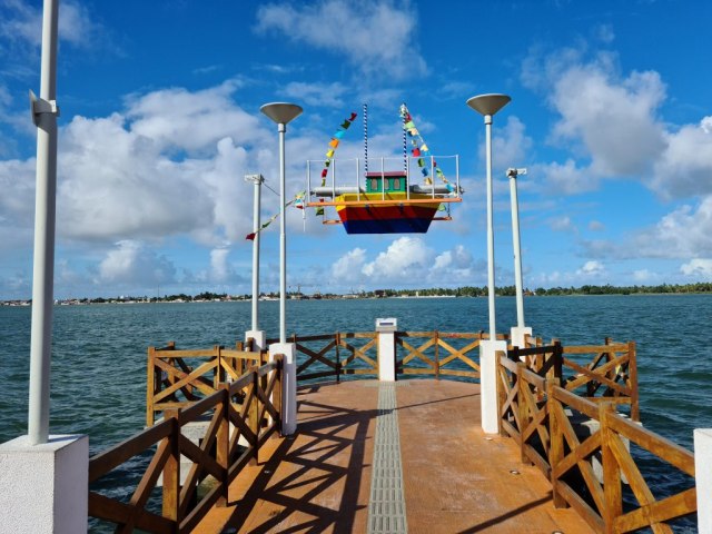 BARCO DE FOGO DESAPARECE ESTRANHAMENTE DO MONUMENTO DO LARGO DA GENTE SERGIPANA EM ARACAJU