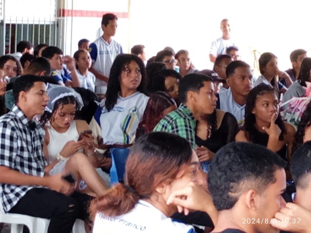 COLGIO PREMEN DE ESTNCIA REALIZA FEIRA CULTURAL ENTRE ALUNOS E POPULAO