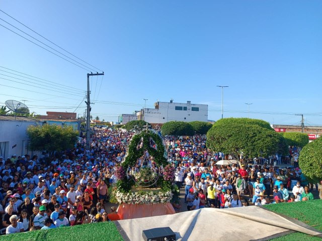 ROMARIA DE SANTA DULCE ACONTECE EM MALHADOR AT DOMINGO, 25