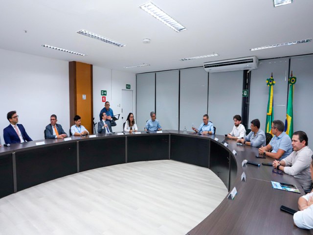 GOVERNO E MPF FIRMAM ACORDO PARA ORGANIZAÇÃO E PROTEÇÃO DA PRAIA DO SACO GOVERNO E MPF FIRMAM ACORDO PARA ORGANIZAÇÃO E PROTEÇÃO DA PRAIA DO SACO