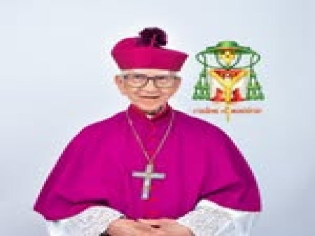  BISPO EM�RITO DE EST�NCIA, COMPLETA 45 ANOS DE EPISCOPADO
