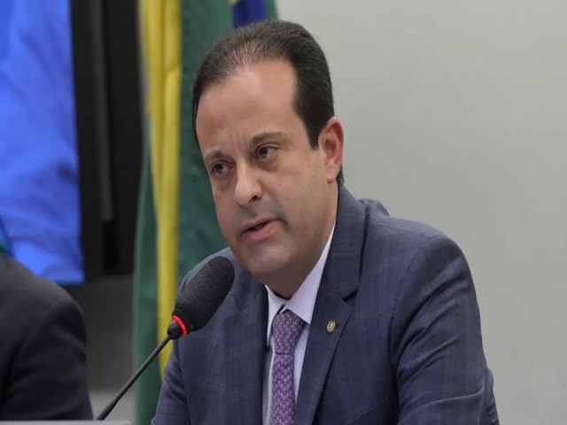 ANDR� MOURA E MAIS NOVE S�O CONDENADOS POR IMPROBIDADE ADMINISTRATIVA