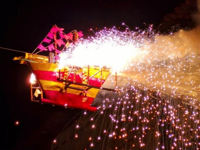 DIA DO BARCO DE FOGO ILUMINA O S�O JO�O DE EST�NCIA 2026