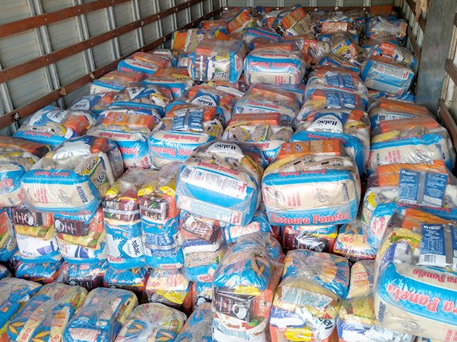 Prefeitura de Castilho doará 400 cestas básicas por mês