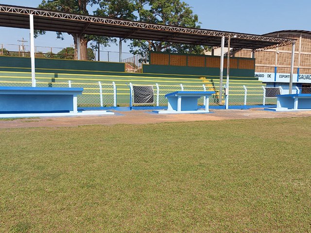 Estão abertas inscrições para escolinha de futebol feminino e masculino em Guaraçaí