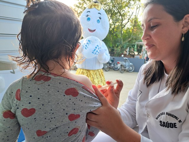 Governo de Morro da Fumaa se mobiliza para aumentar nmero de vacinados na cidade