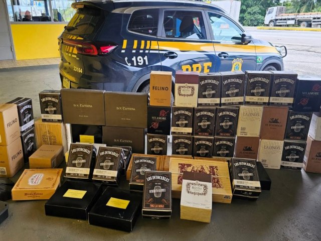PRF apreende carga de vinho argentino importados ilegalmente
