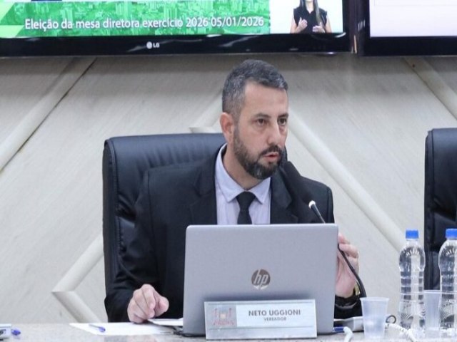 Neto Uggioni assume Prefeitura de Crici�ma