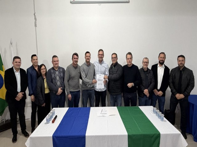 Pra�a Esportiva ser� constru�da no bairro Naspolini, em Morro da Fuma�a