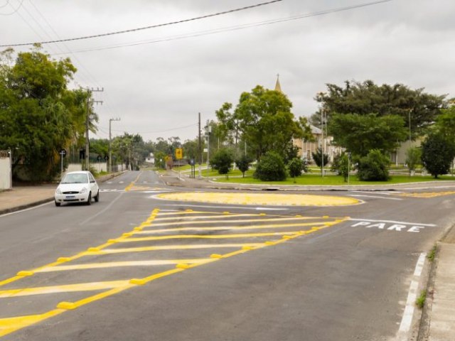Nova rotat�ria no Santa Augusta garante fluidez ao tr�nsito e seguran�a