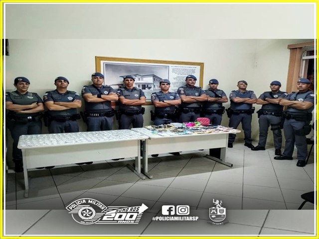 Policia Militar Prende 03 ( Trs ) Pessoas Por Trfico de Drogas e Associao Para o Trfico em Cerqueira Csar/SP.   