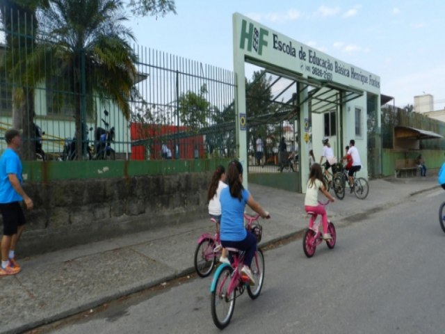 Santa Catarina vai manter funcionamento das escolas militares