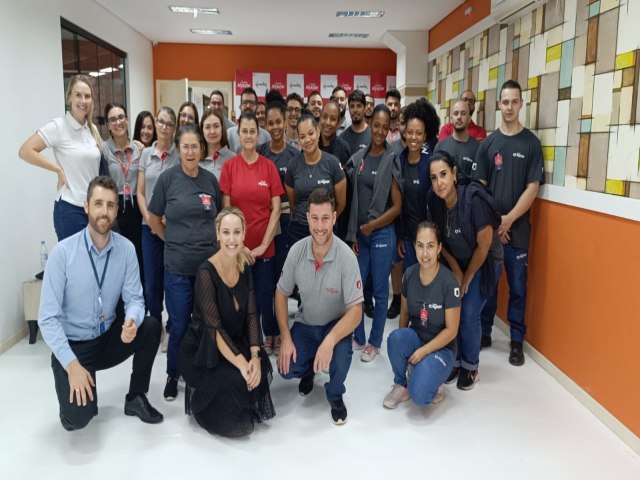 Colaboradores da Carimbos Nykon participam de workshop sobre o tema Janeiro Branco: A vida pede equilbrio!