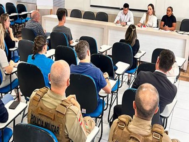 Situao dos moradores de rua em BN  debatida em uma reunio