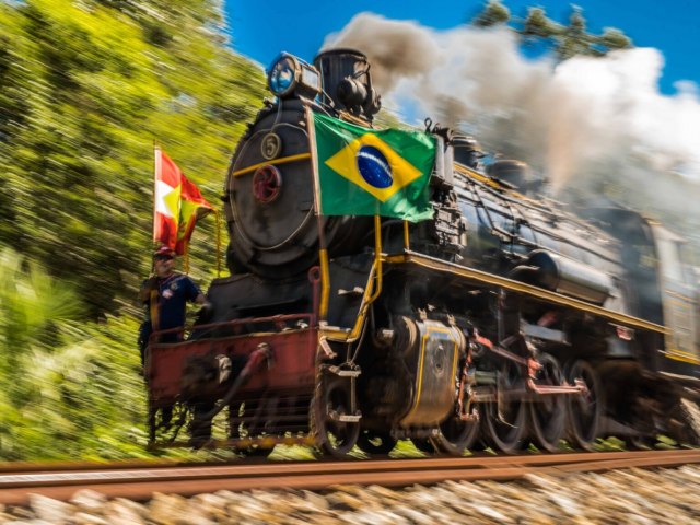 Primeiro passeio turstico ferrovirio ser realizado em Cricima