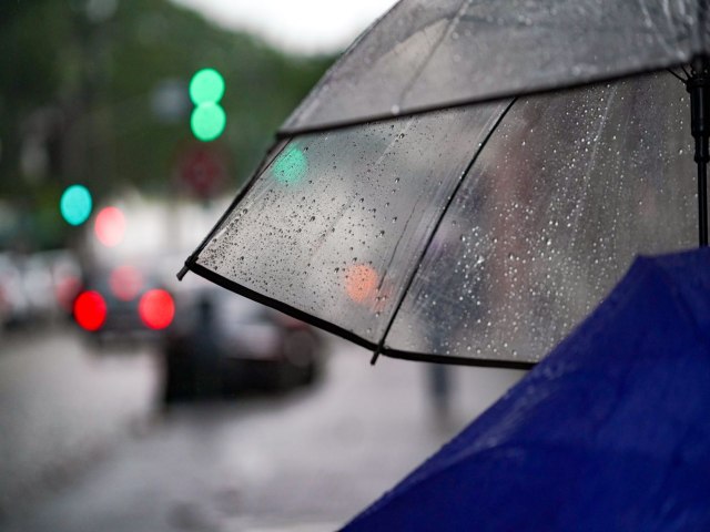 Frente fria traz chuva intensa com risco de alagamentos e inundaes em SC neste fim de semana