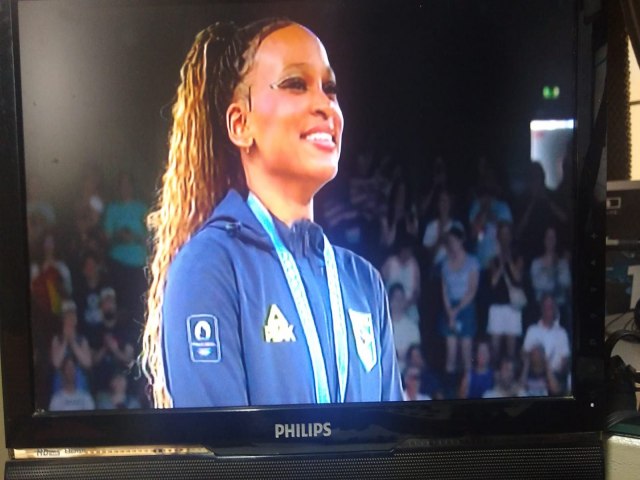 Rebeca Andrade celebra vitria e  ouro na Olimpada de Paris