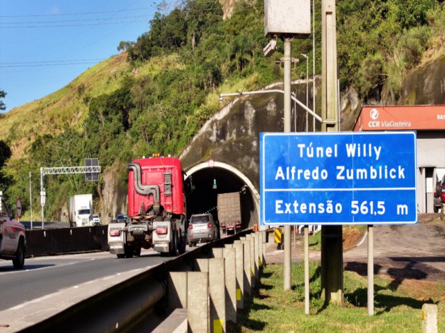 Tnel Willy Alfredo Zumblick segue em meia pista at esta segunda