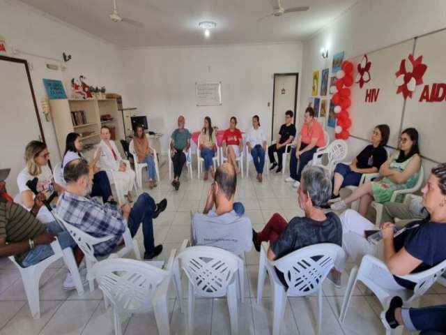 Roda de conversa sobre preveno ao HIV marca o Dia D do Dezembro Vermelho