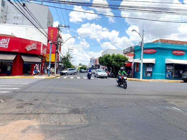 Dia dos Pais promete aquecer as vendas do com�rcio de Mat�o