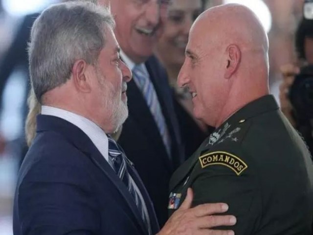 Lula j tem o ministro-chefe do GSI e ele  um fiel e velho anjo da guarda do petista