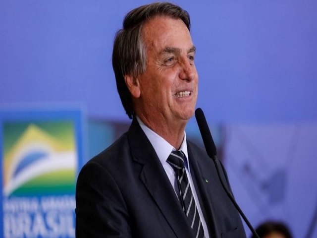 Bolsonaro pode ser responsabilizado criminalmente pelo atentado  bomba em Braslia