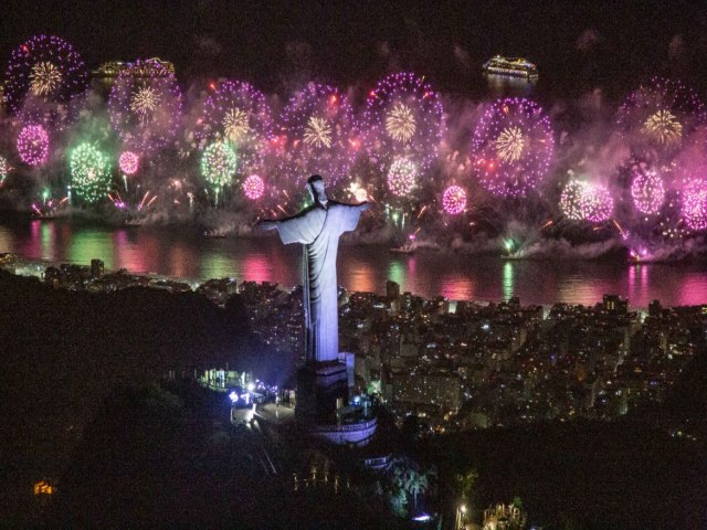 FINAL DE ANO: Polcia usar detectores de metais no Rveillon do Rio