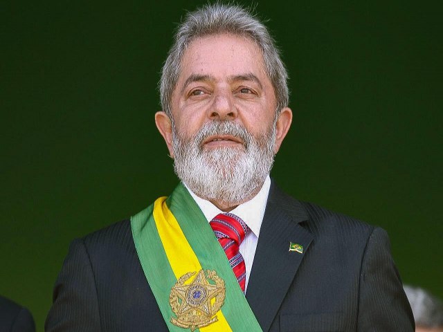 Discurso de Lula ter crticas a herana maldita de Bolsonaro e apelo por unio