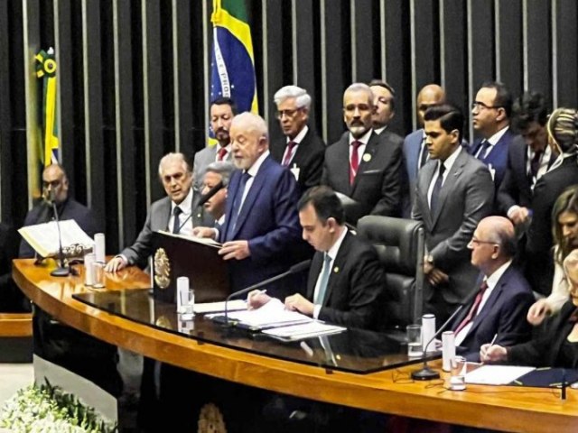 Lula: Hoje mesmo estou assinando medidas para reorganizar o Executivo