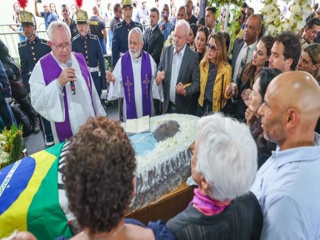 Presidente Lula se emociona no adeus ao Rei: Descanse em paz, Pel