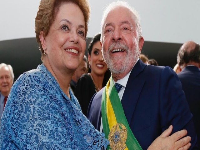 Lula volta a despachar do Planalto 12 anos aps passar a faixa presidencial para Dilma