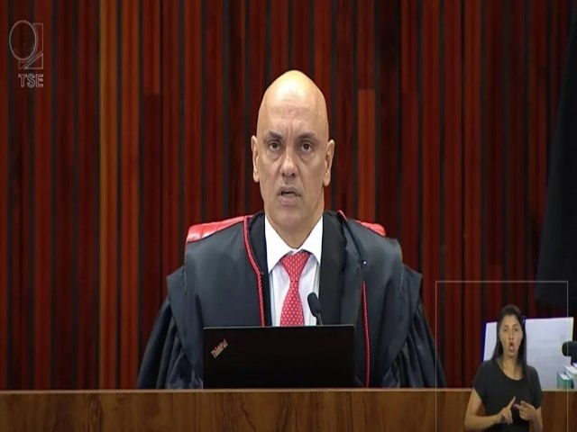 Moraes afasta governador Ibaneis, apreende nibus e decreta priso dos bolsonaristas terroristas