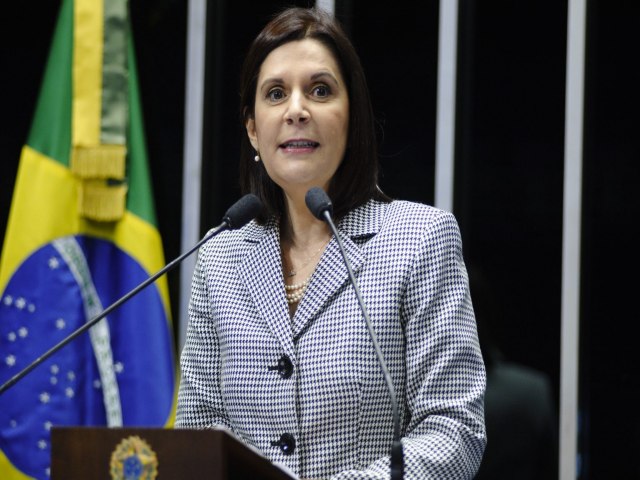 Os criminosos devem ser punidos exemplarmente, diz ministra do Superior Tribunal Militar sobre crimes de bolsonaristas